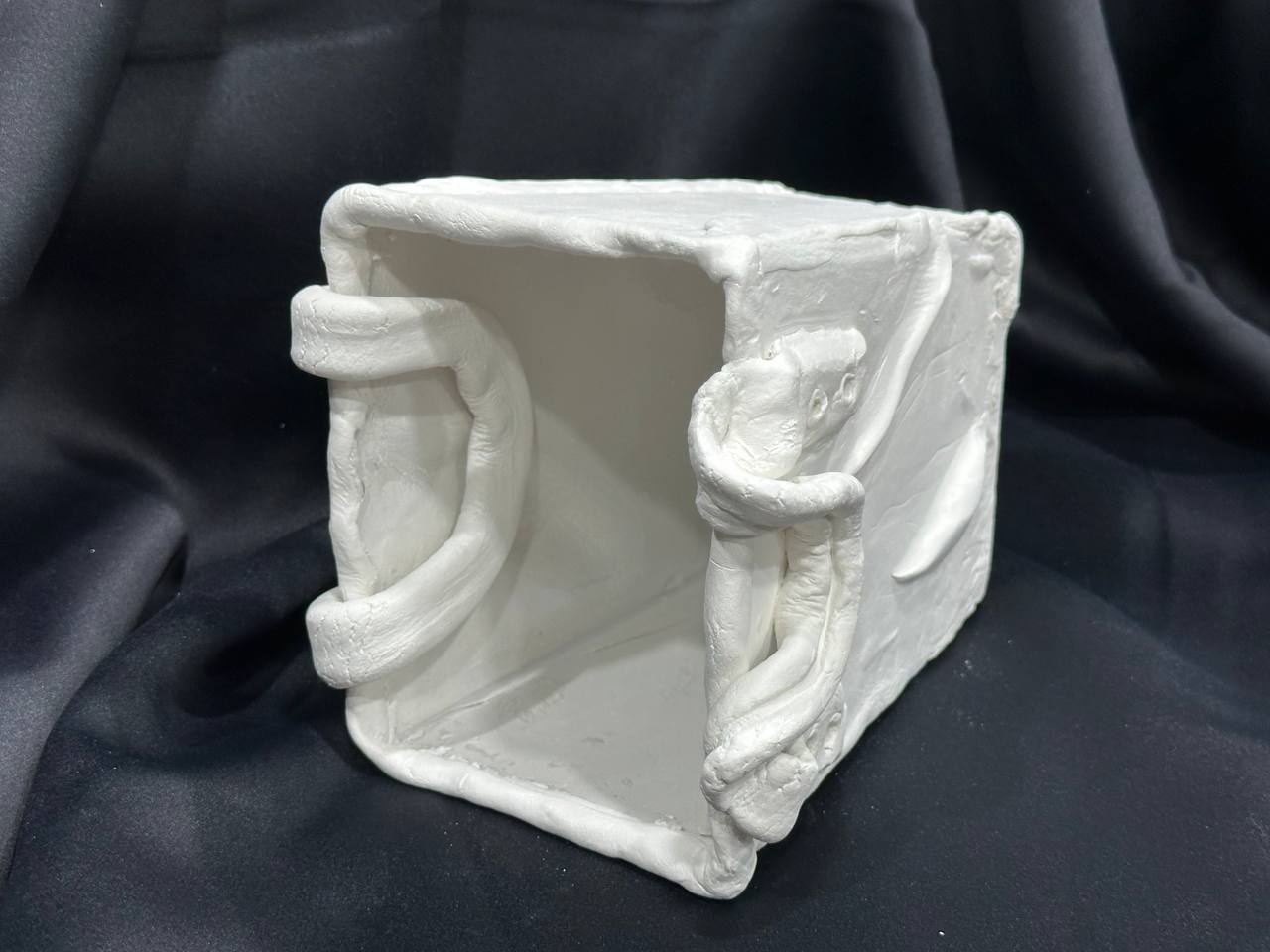 Moulage: Dropped Handle Sculptural Bag